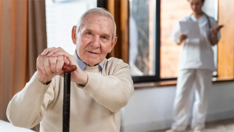 Choosing the Right Nursing Home for Your Loved One with Alzheimer’s